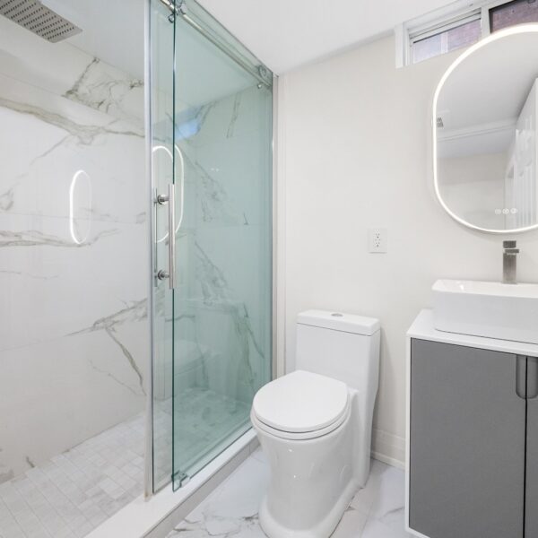 bathroom renovation by Shahkar renovation company
